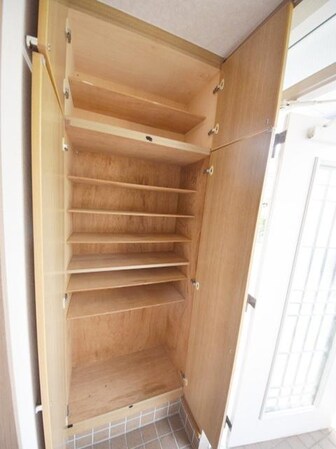 ブリージングタウン百草園の物件内観写真